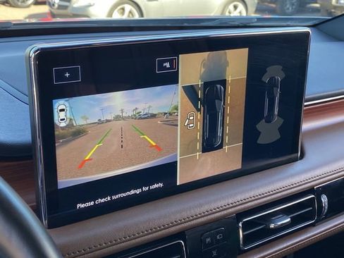 Used 2022 Lincoln Nautilus Reserve w/ Equipment Group 201A image 24