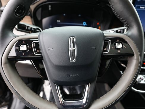 Used 2025 Lincoln Corsair Grand Touring w/ Equipment Group 301A AWD/4WD image 14
