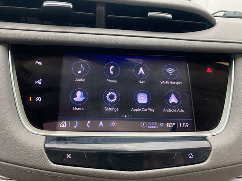 Used 2022 Cadillac XT5 Premium Luxury w/ Technology Package AWD/4WD image 19