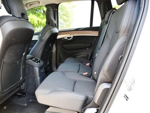 Used 2025 Volvo XC90 T8 Plus w/ Protection Package Premier AWD/4WD image 15