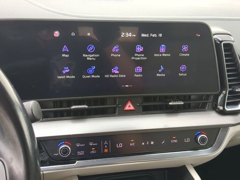 Certified 2023 Kia Sportage EX image 16