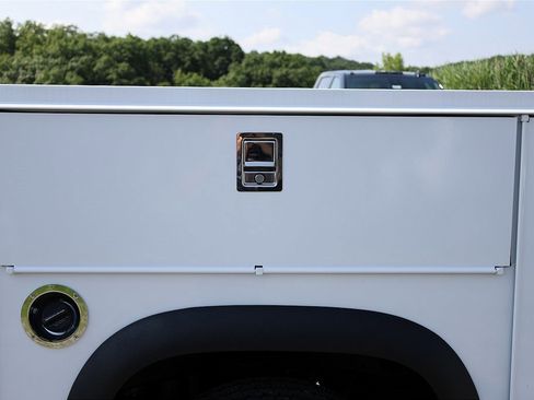 New 2025 Chevrolet Silverado 2500 W/T w/ WT Convenience Package image 5