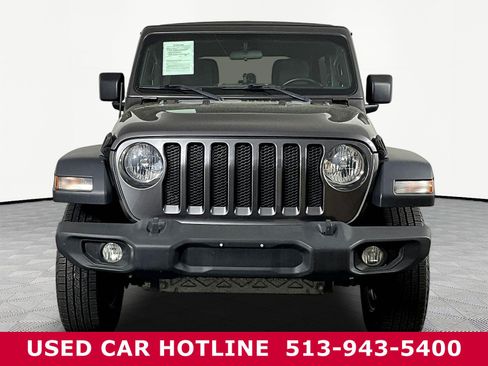 Used 2018 Jeep Wrangler Unlimited Sport S AWD/4WD image 2