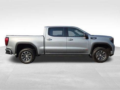 Used 2024 GMC Sierra 1500 AT4 w/ AT4 Premium Package AWD/4WD image 14