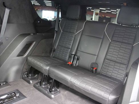 Used 2023 Cadillac Escalade V w/ LPO, ONYX Package image 62