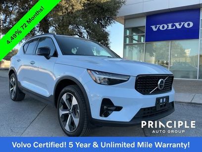 Certified 2025 Volvo XC40 B5 Plus