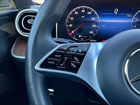 Used 2025 Mercedes-Benz C 300 C 300 image 20