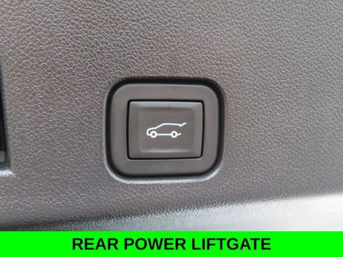 Used 2026 Buick Enclave Preferred AWD/4WD image 32