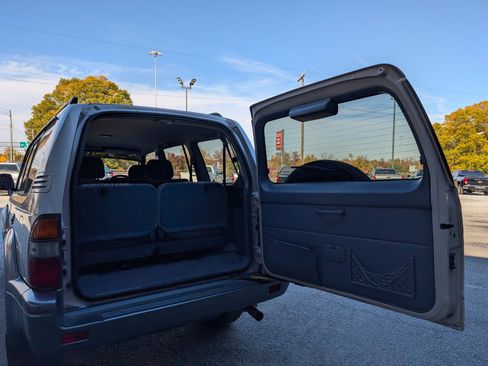 Used 1997 Toyota Land Cruiser image 22