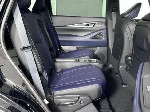 Certified 2026 INFINITI QX60 Sport w/ Dark Cargo Package image 28