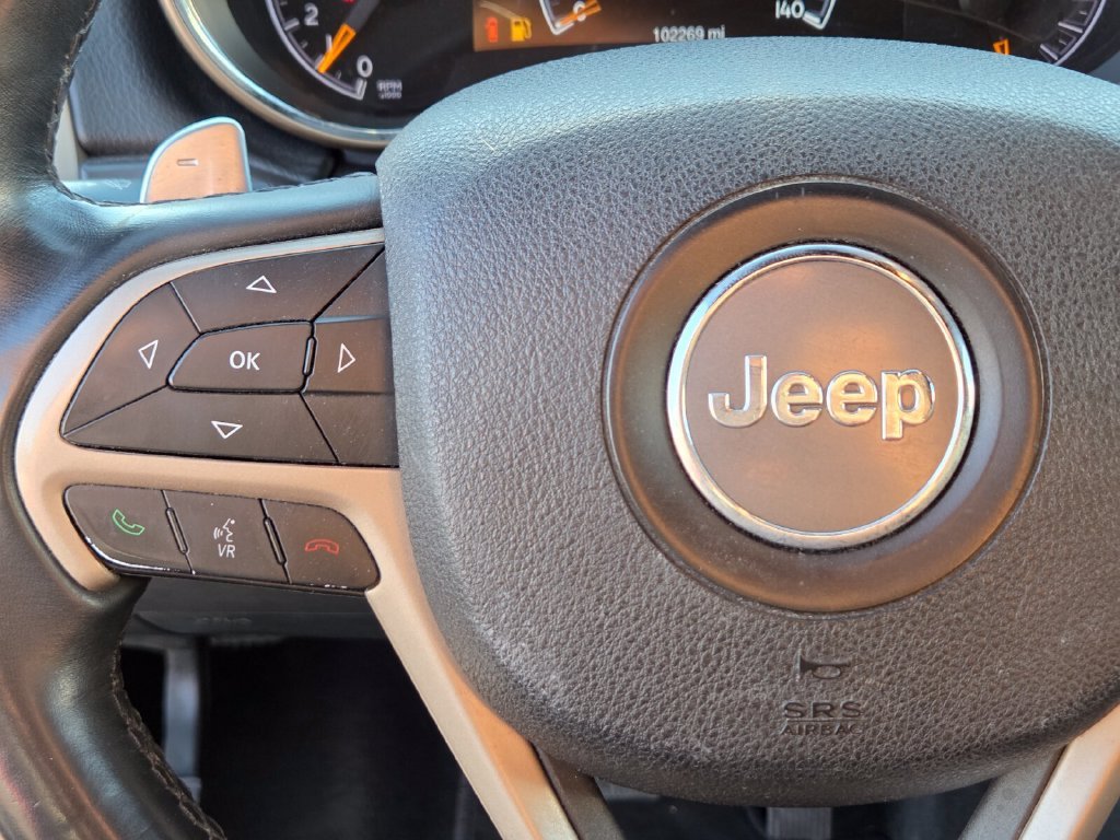 Used 2015 Jeep Grand Cherokee Laredo AWD/4WD image 25