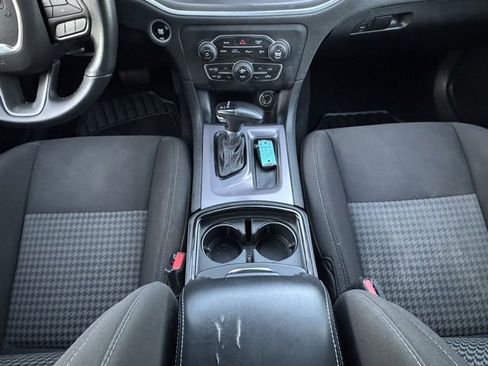 Used 2020 Dodge Charger R/T w/ Blacktop Package image 21