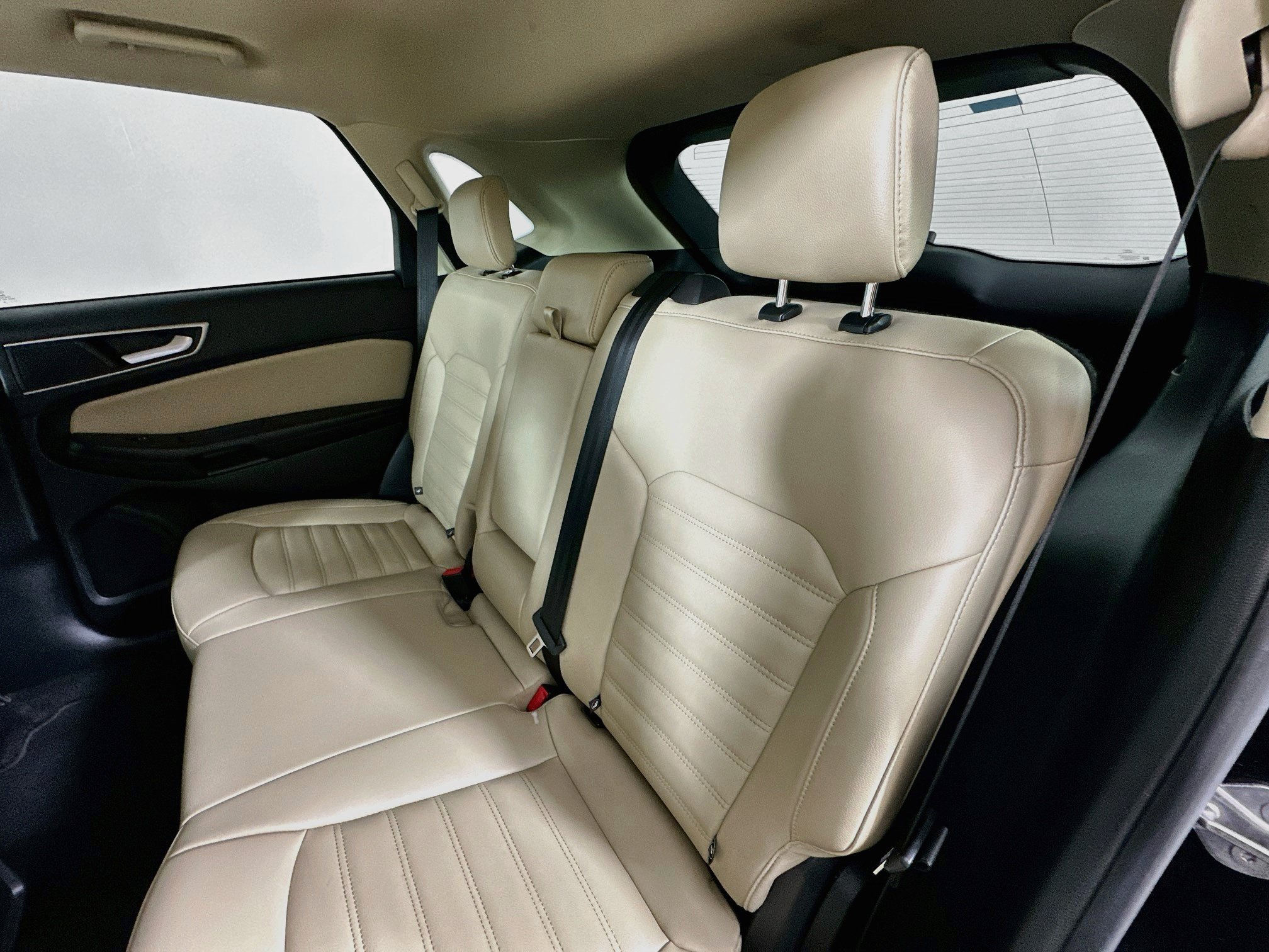 Used 2024 Ford Edge SEL AWD/4WD image 22