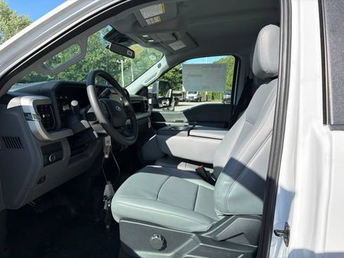 New 2026 Ford F350 XL w/ XL Chrome Package AWD/4WD image 9