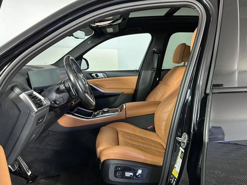 Used 2024 BMW X5 M60i w/ Climate Comfort Package AWD/4WD image 13