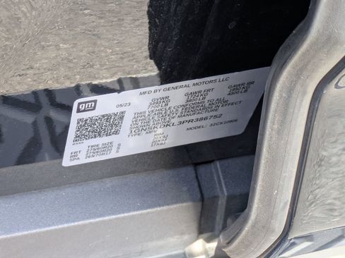 Used 2023 Chevrolet Suburban Z71 w/ Off-Road Capability Package image 43