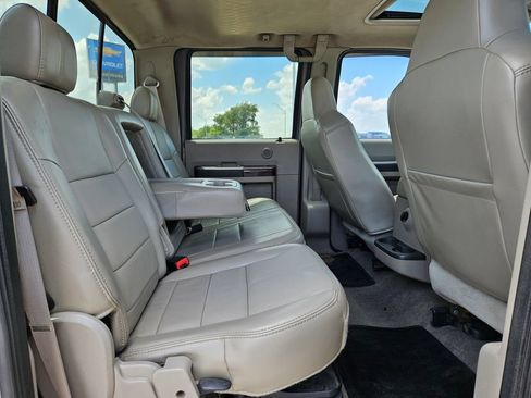 Used 2010 Ford F250 4x4 Crew Cab Super Duty image 28