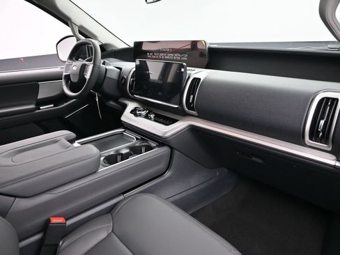 New 2026 Ford Expedition Active AWD/4WD image 27