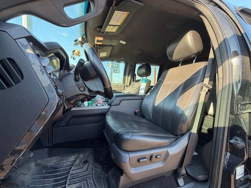 Used 2014 Ford F250 Lariat w/ Lariat Interior Package AWD/4WD image 13