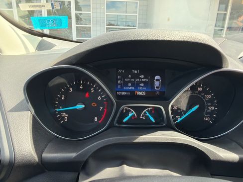 Used 2019 Ford Escape SE FWD image 7