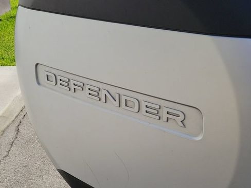 Used 2024 Land Rover Defender 130 S AWD/4WD image 7