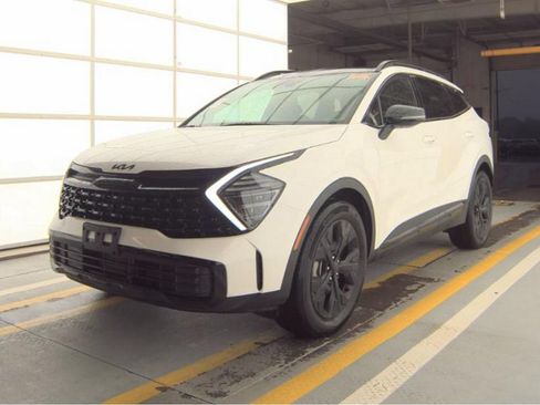 Used 2025 Kia Sportage X-Line AWD/4WD image 2