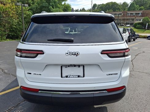 Certified 2023 Jeep Grand Cherokee L Limited w/ Luxury Tech Group II image 6