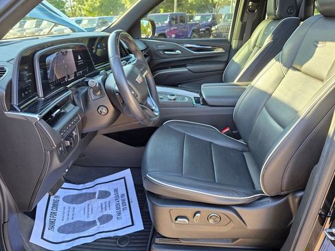 Used 2021 Cadillac Escalade ESV Sport w/ Driver Assist Tech Package AWD/4WD image 19