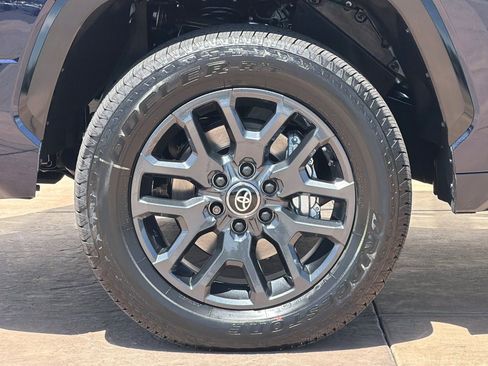 New 2026 Toyota Tundra Platinum AWD/4WD image 33