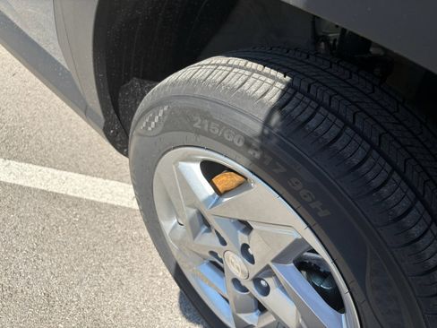 New 2026 Hyundai Kona SE AWD/4WD image 10