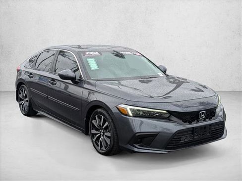 Used 2024 Honda Civic EX-L image 3