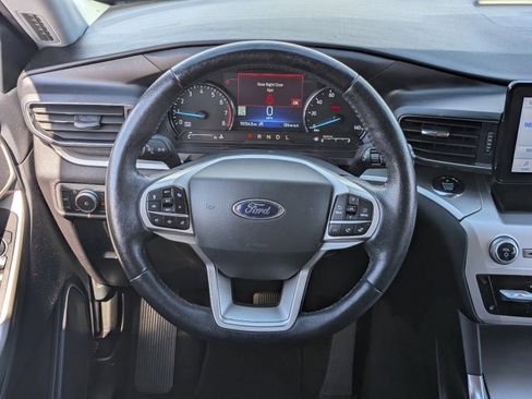 Used 2021 Ford Explorer XLT w/ Equipment Group 202A image 19
