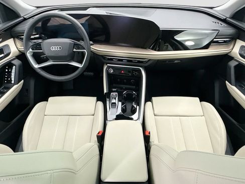 Certified 2025 Audi Q5 Premium Plus w/ Premium Plus AWD/4WD image 14