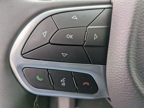 New 2026 Chrysler Pacifica Select image 18