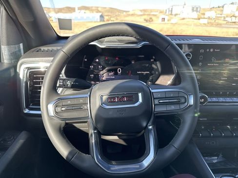 New 2026 GMC Canyon Elevation w/ Convenience Package image 8