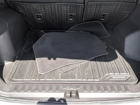 Used 2020 Chevrolet Equinox LT FWD image 25