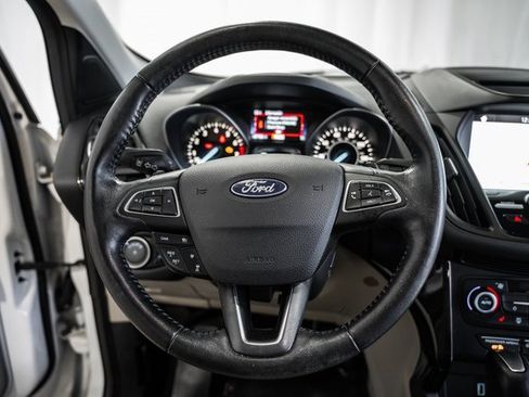 Used 2018 Ford Escape Titanium w/ Ford Safe & Smart Package image 30