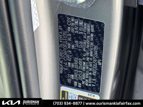 Used 2023 Kia Niro EX Touring image 32