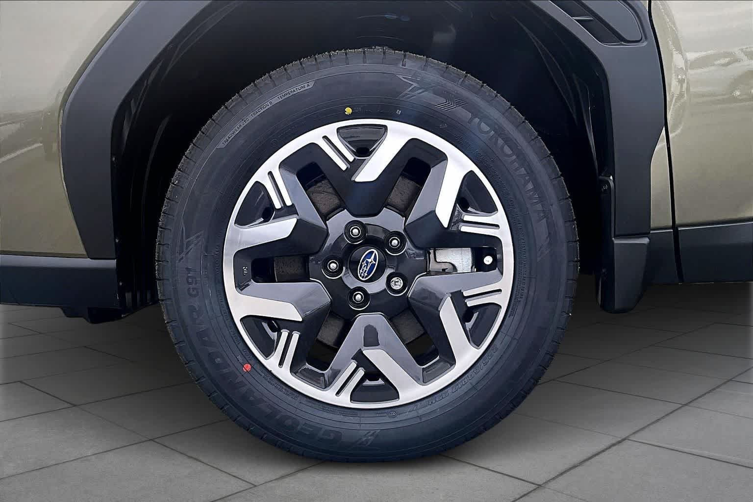 New 2026 Subaru Forester Premium AWD/4WD image 11