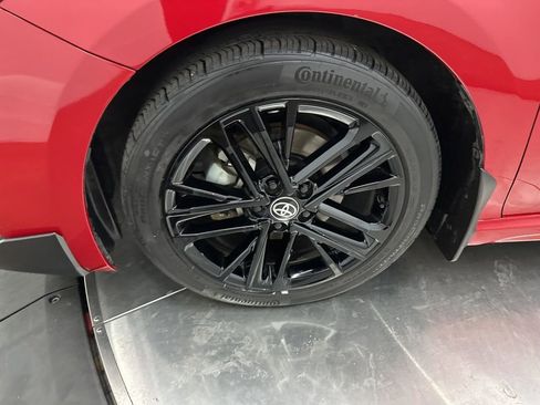 Used 2025 Toyota Camry SE image 32