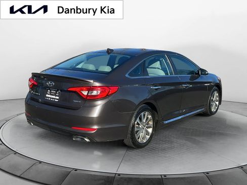 Used 2016 Hyundai Sonata Sport w/ Option Group 03 image 6