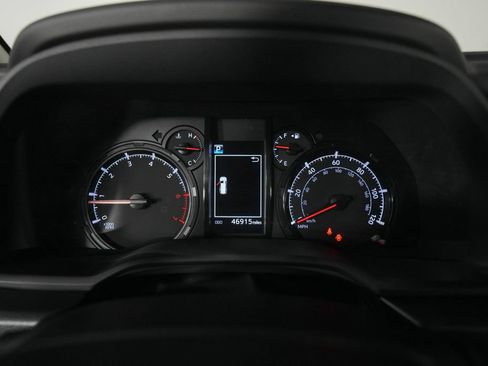 Used 2021 Toyota 4Runner SR5 Premium w/ Moonroof Package AWD/4WD image 11