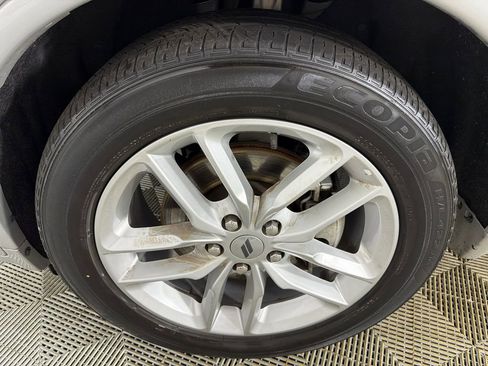 Used 2024 Dodge Durango GT image 13