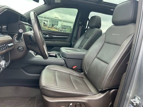 Used 2022 GMC Yukon XL Denali image 23
