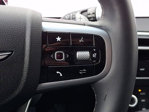 Certified 2026 Genesis GV70 2.5T Advanced image 23