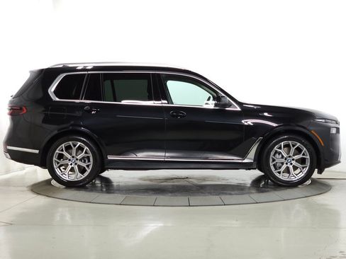 Used 2026 BMW X7 xDrive40i AWD/4WD image 13