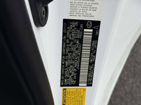 Used 2018 Lexus LC 500h image 32