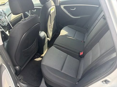 Used 2014 Hyundai Elantra GT FWD image 7
