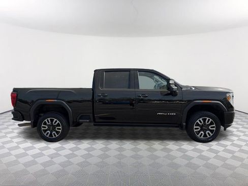 Used 2022 GMC Sierra 2500 AT4 w/ AT4 Premium Plus Package image 4