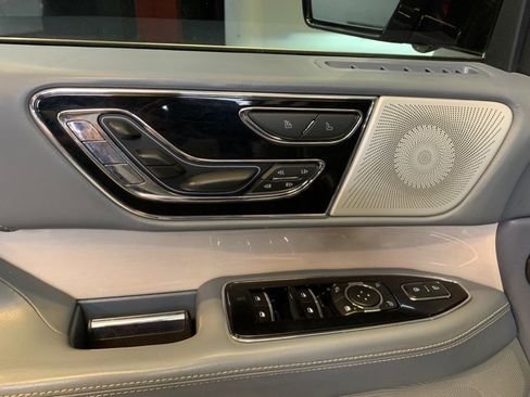 Used 2023 Lincoln Navigator Black Label AWD/4WD image 18